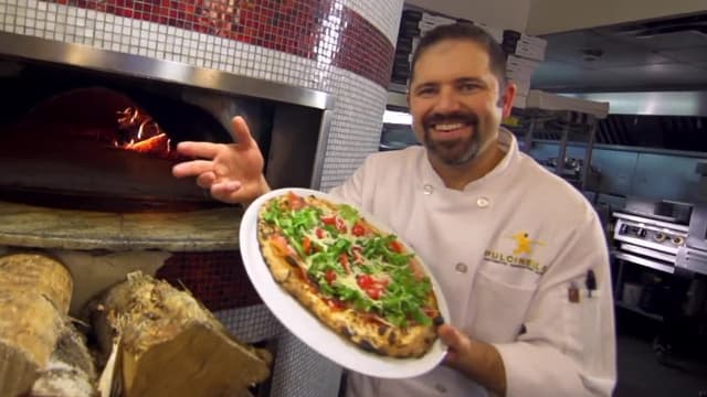 S01:E04 - Pizza Wars: Calgary