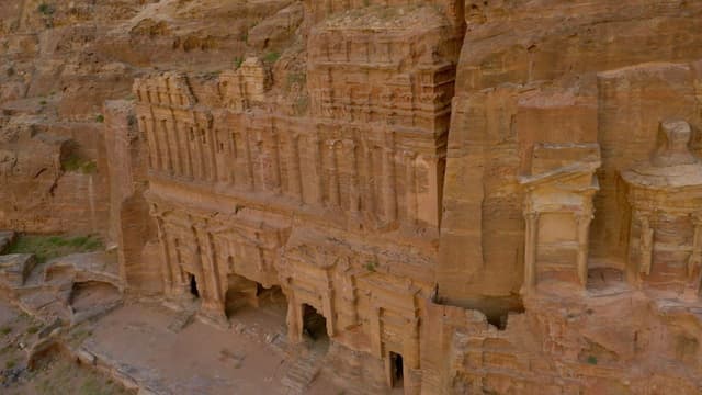 S01:E03 - Nabataean Lost Kingdom of Petra