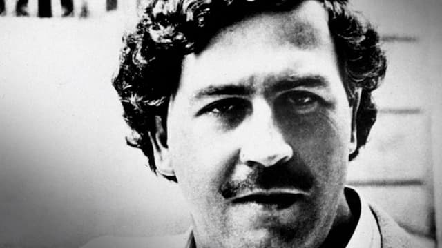 S07:E01 - Pablo Escobar