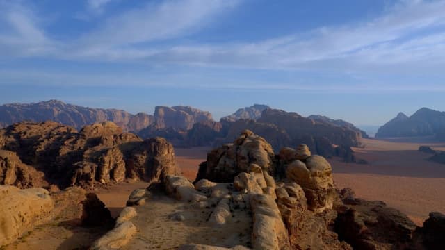 S01:E15 - Desert of Wadi Rum