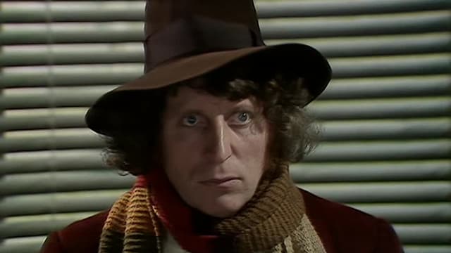 Watch Classic Doctor Who The Fourth Doctor S13e01 Terror Of The Zygons Pt 1 Free Tv 4173