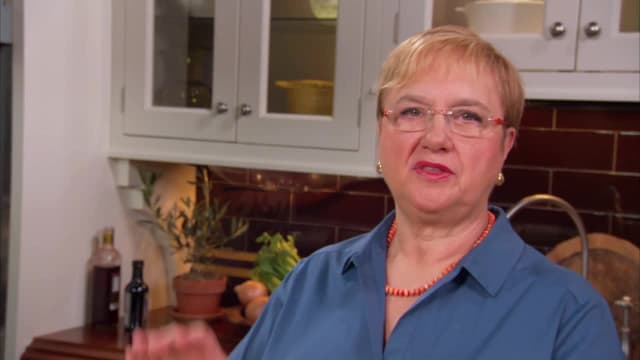 Watch Lidia's Kitchen - Free TV Series | Tubi