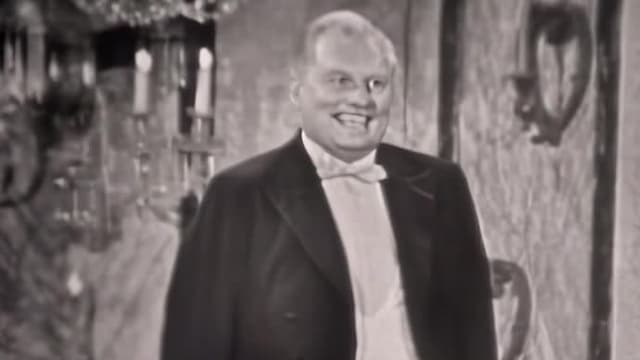 Watch The Jack Benny Show S04 E07 Liberace Show Free Tv Shows Tubi