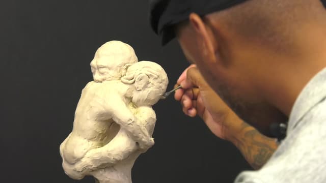 S01:E41 - Artist John Smalls Creates a Stunning Sculpture