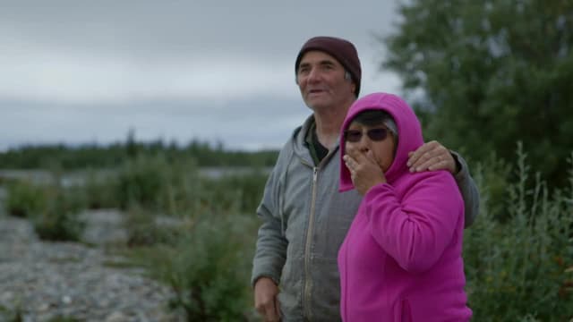 Watch The Last Alaskans S03:E04 - Bear Intruder - Free TV Shows | Tubi