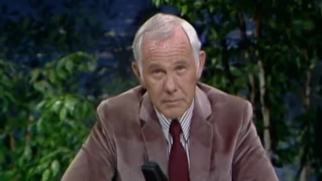 Watch The Johnny Carson Show S14:E35 - Hollywood Ico - Free TV Shows | Tubi