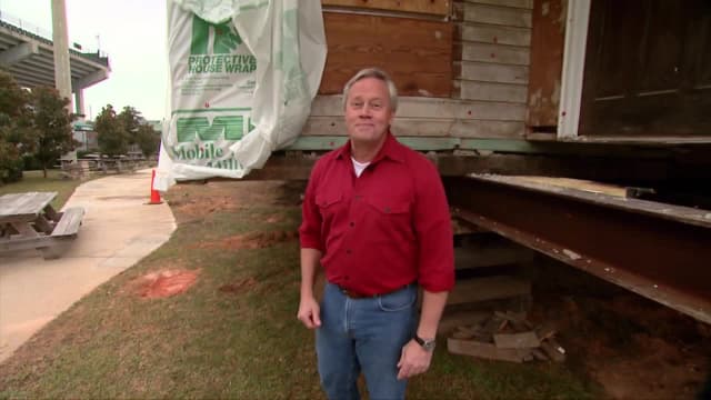 Moving Baseball Legend Hank Aaron's Childhood Home - Today's Homeowner