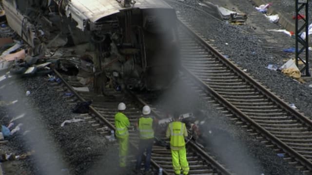S01:E11 - Road and Rail Disasters