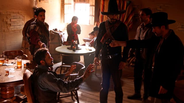 Wild West Chronicles S03 E08 Burton Mossman Crosses the Line