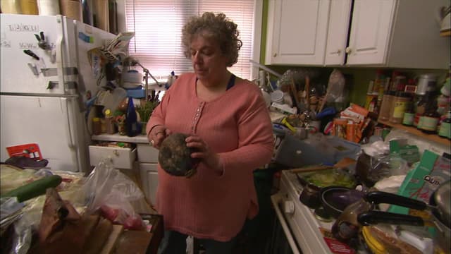 Watch Hoarders S12:e10 - Hunger Pains - Free Tv Shows 