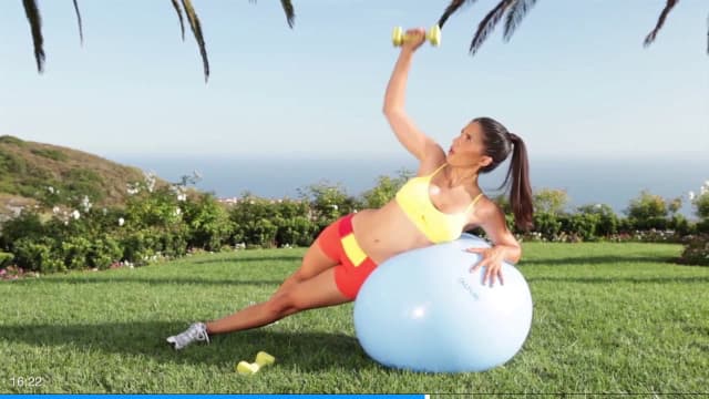 S01:E12 - Sculpt With Stability Ball & Dumbbells