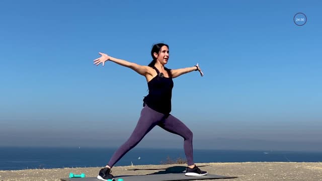 S01:E07 - 30 Min Hybrid Yoga With Weights