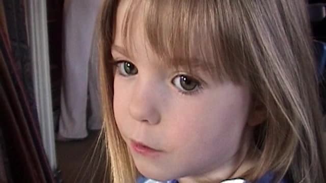 S01:E04 - The Unexplained Disappearance of Madeleine McCann: What Happened in Apartment 5a?
