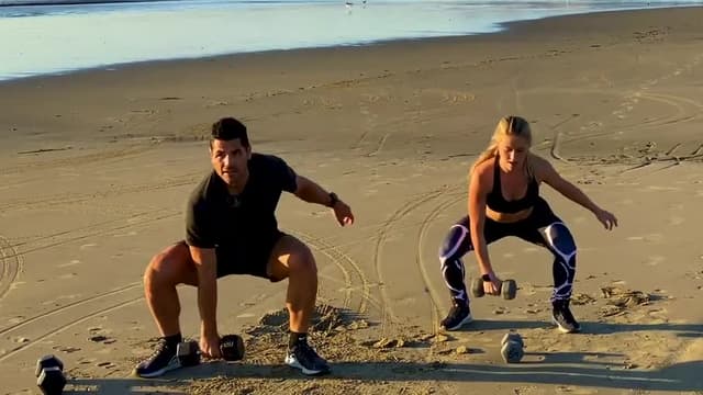 S01:E04 - 26 Min Total Body Workout With Dumbbells