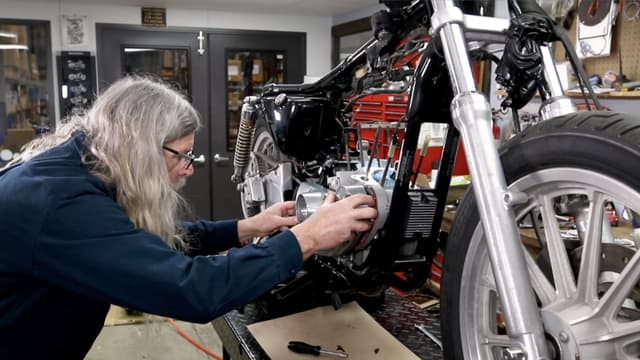 Mikey Revolt's 2000 Harley-Davidson Sportster Chopper – Lowbrow Customs