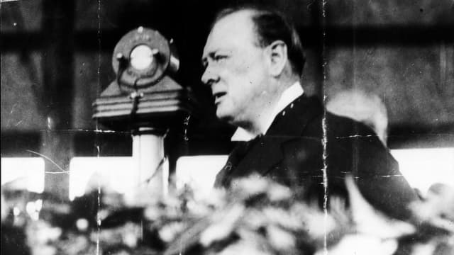 S09:E02 - Biography: The Life & Times of Winston Churchill