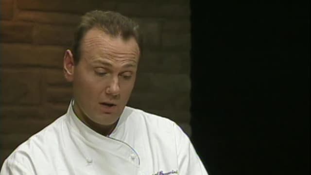 S01:E1004 - Shellfish Episode With Chef Michael Bonacini