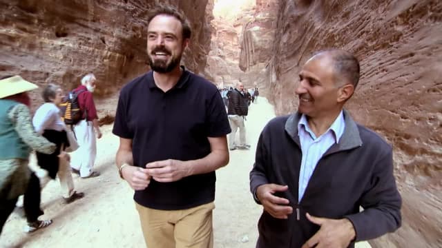 S02:E01 - The Lost Treasures of Petra