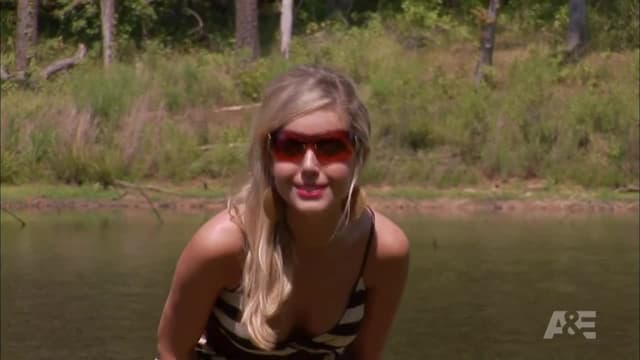 Watch Billy the Exterminator S01E12 Extreme Roaches