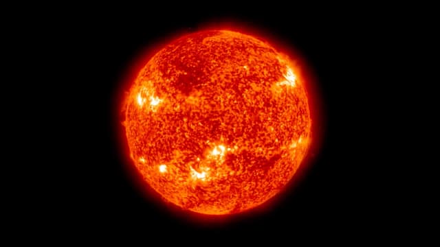 S01:E04 - Sun on Earth