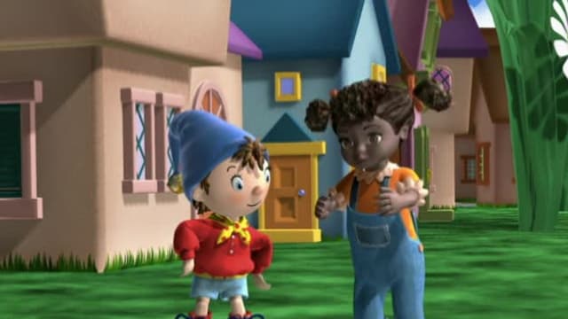 Watch Learn English With Noddy S01:E04 - Noddy and the Footb Free TV | Tubi