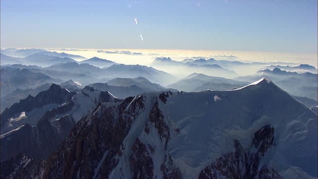 S01:E05 - Avalanches