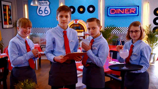 S01:E01 - Diner: Day One