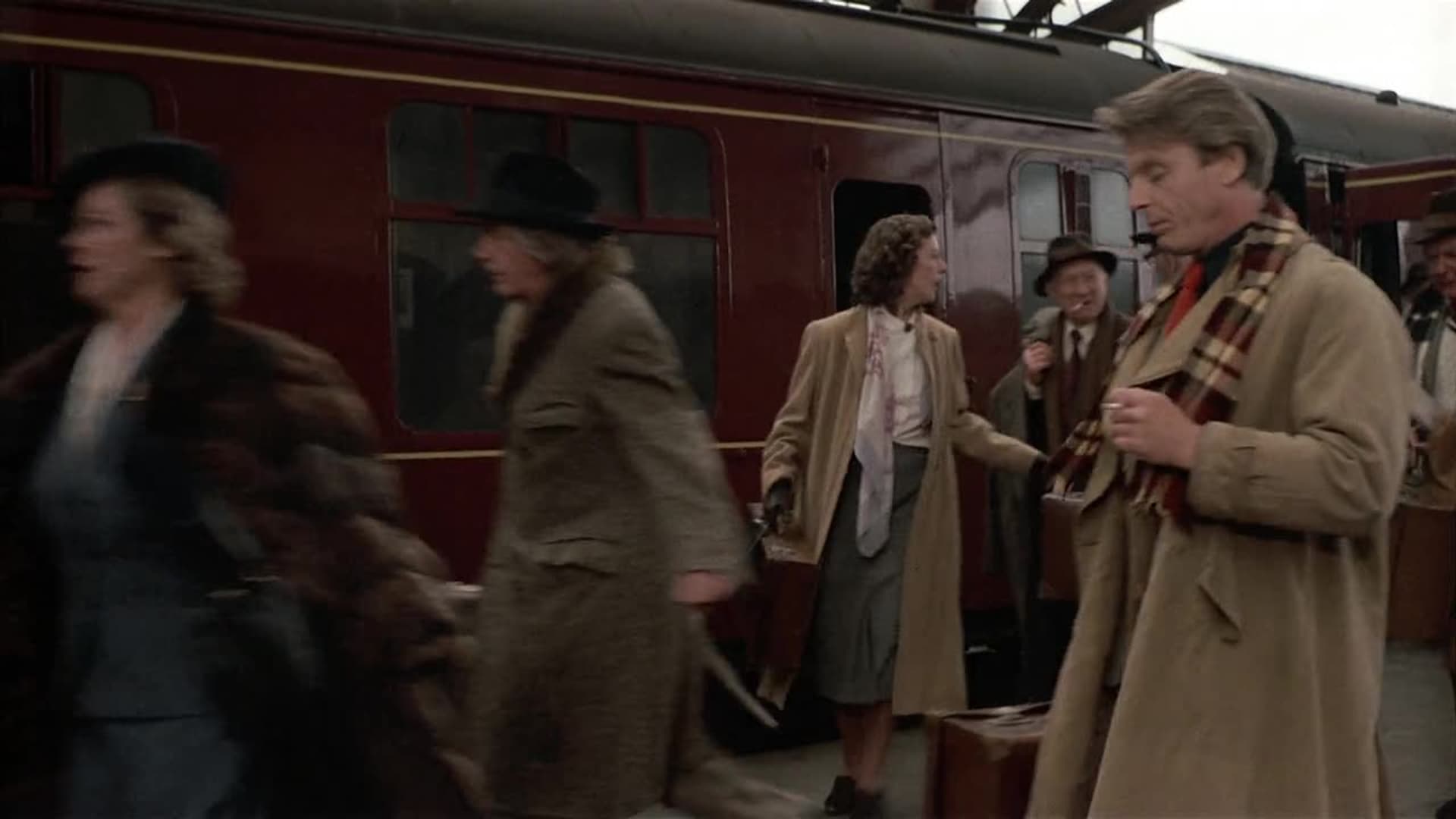 Watch The Dresser Trailer (1983) Free Movies Tubi