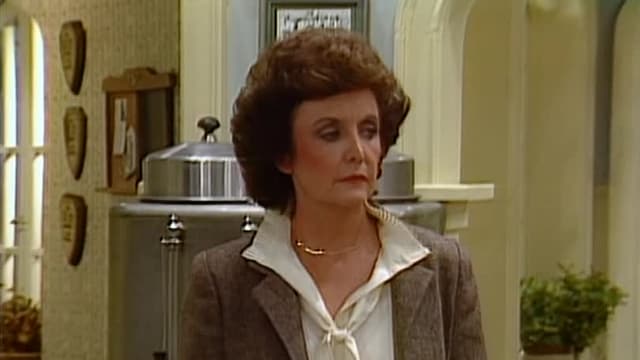 Watch The Facts Of Life S04:E09 - Dearest Mommie - Free TV Shows | Tubi