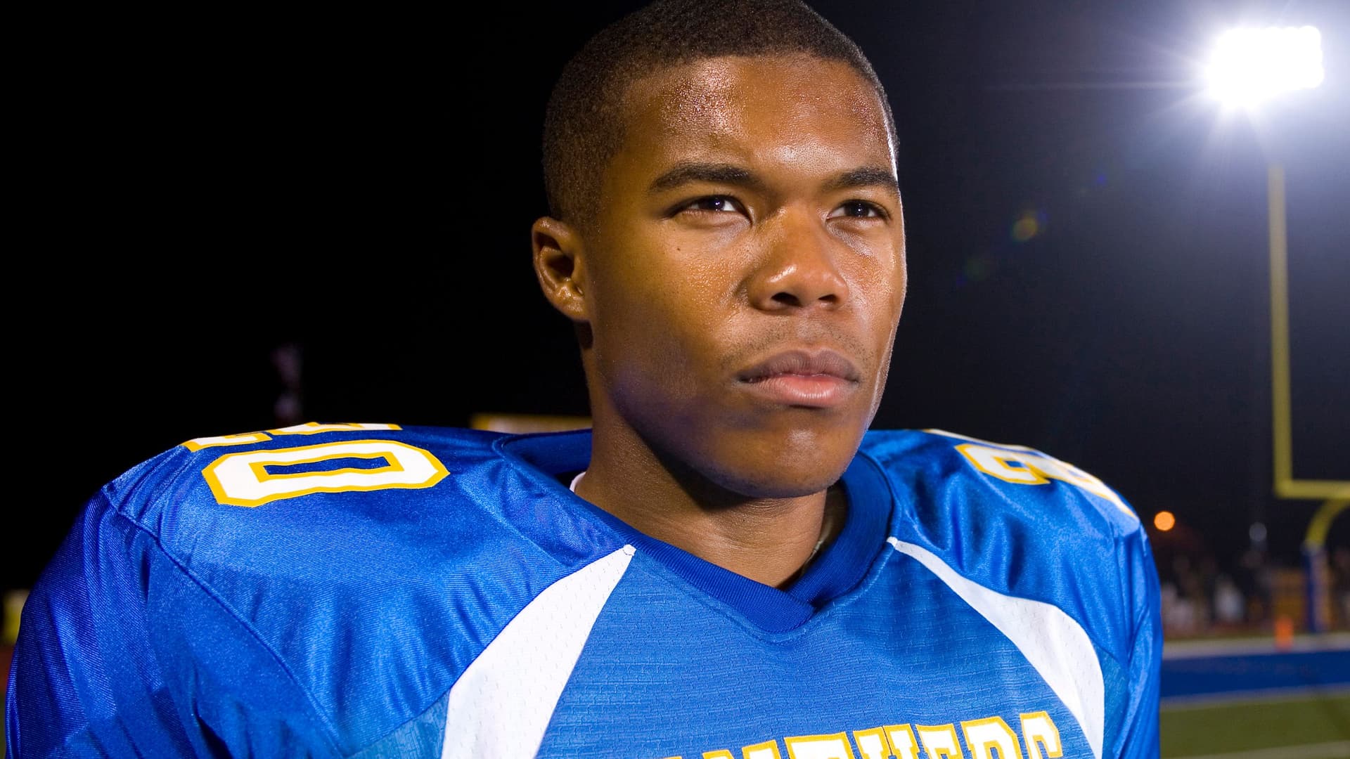 Watch Friday Night Lights Streaming Online