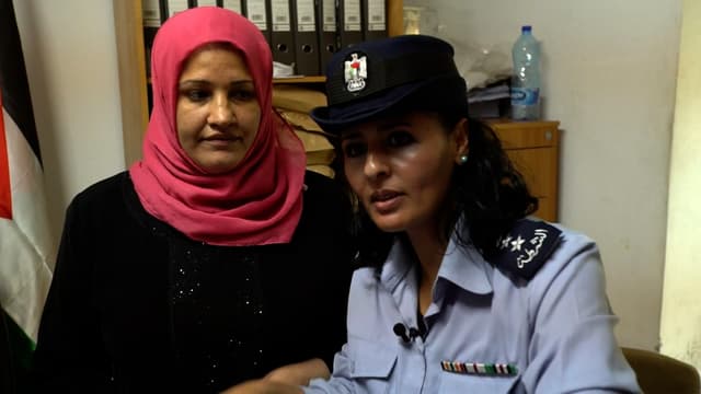 Watch Police Patrol S01E01 Police Patrol in the Slums Free TV