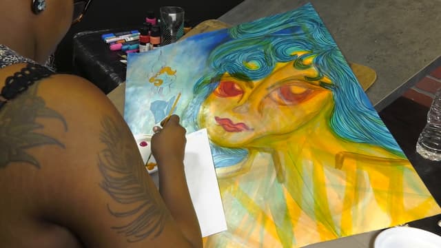 S01:E43 - Artist Vanezza Cruz Creates a Stunning Painting