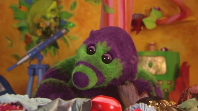 Watch The Roly Mo Show S01:E43 - Treasure Hunt Free TV | Tubi