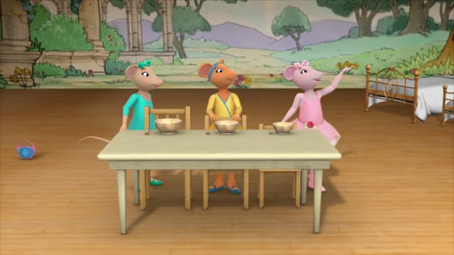 Watch Angelina Ballerina S06:E605 - Angelina and the Mini-Mouseling ...