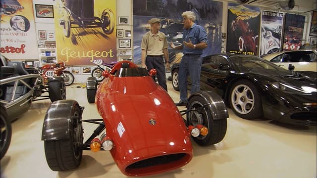 S01:E01 - Jay Leno's Lightweight Sports Cars