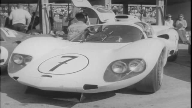 S01:E17 - Motor Car Racing: 1966