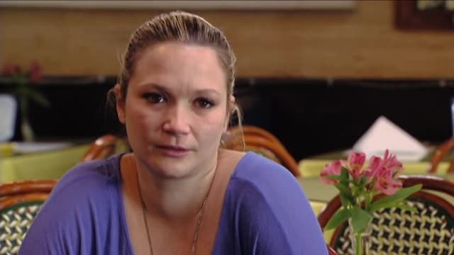 Watch Kitchen Nightmares S03:E10 - La Frite Free TV | Tubi