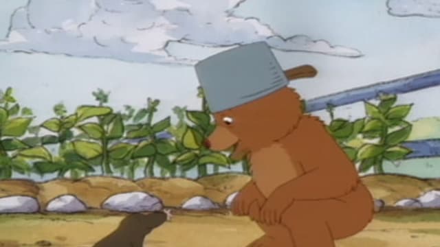 Watch Little Bear S02:E09 - Gingerbread Cookies, Marbles, Th Free TV | Tubi