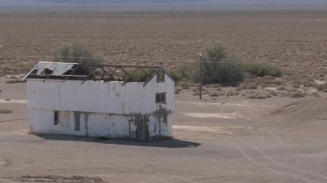 S01:E04 - The Ghost of Death Valley Junction