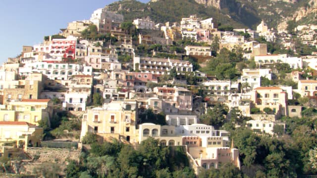 S01:E04 - The Amalfi Coast